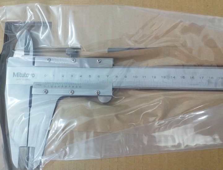 Thước kẹp Mitutoyo 530-501 phù hợp đo lường trong công nghiệp 
