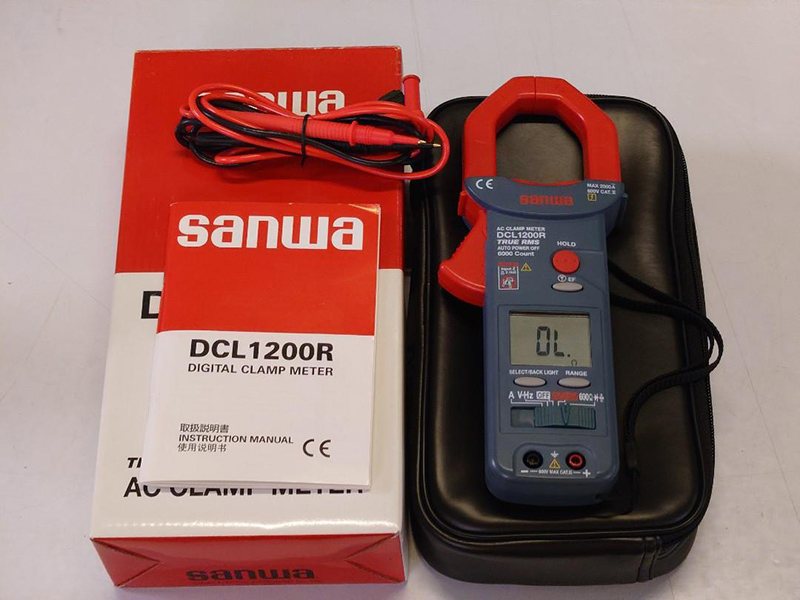 Sanwa DCL1200R sở hữu màn hình hiển thị tới 6000 số đếm