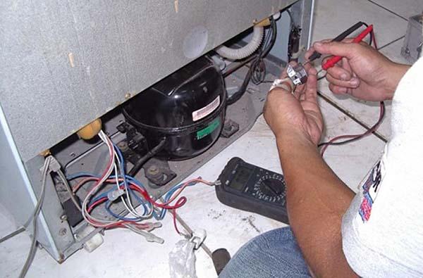 Cách kiểm tra điện trở xả đá tủ lạnh với đồng hồ vạn năng