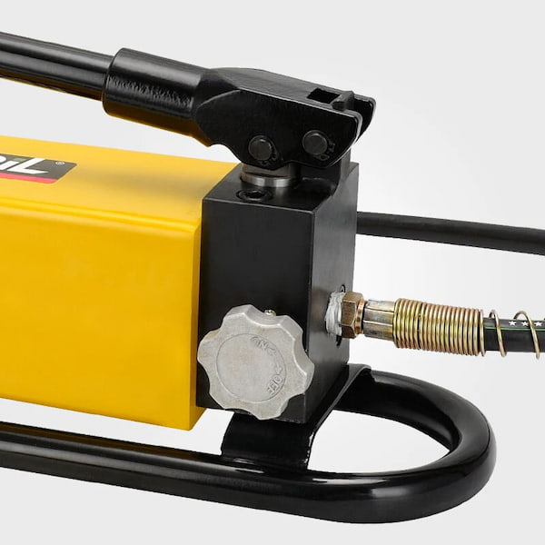 Bơm tay thủy lực CP-800 được sử dụng phổ biến trong bảo trì và sửa chữa cơ khí