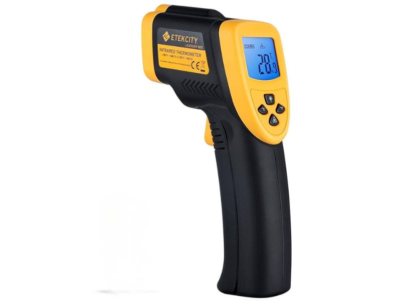 Súng đo nhiệt độ DT8750 với thiết kế nhỏ gọn, trọng lượng nhẹ