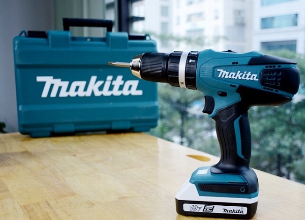 Hãng sản xuất Makita cung cấp máy khoan pin có độ bền cao