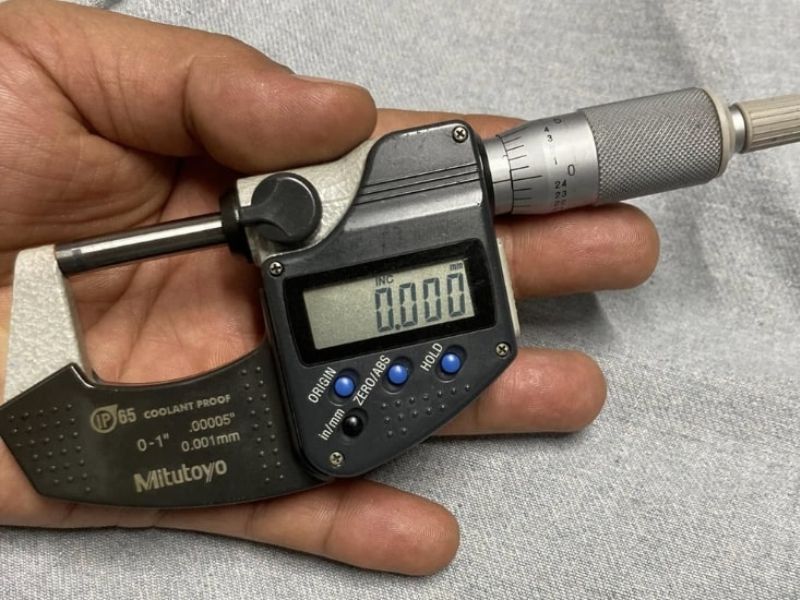 Mitutoyo-293-330-30 thiết kế gọn gàng, chắc chắn 