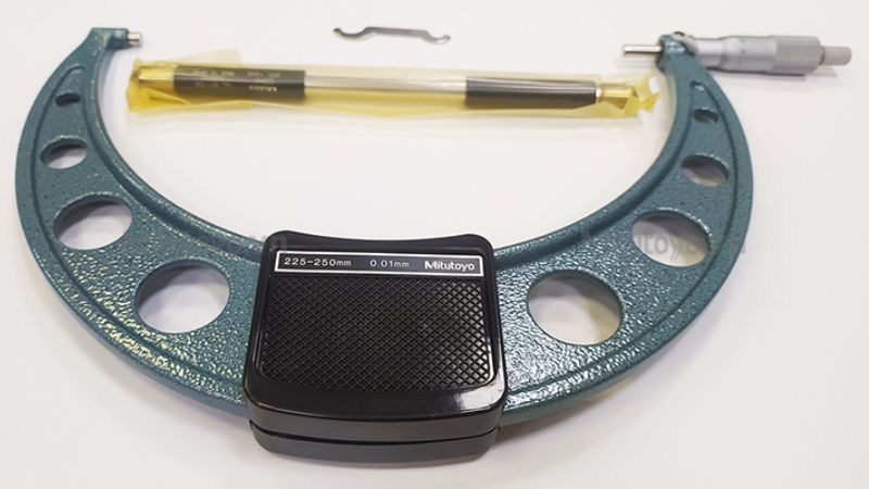 Mitutoyo 103-146-10 đo lường trong phạm vi rộng, độ chính xác cao 