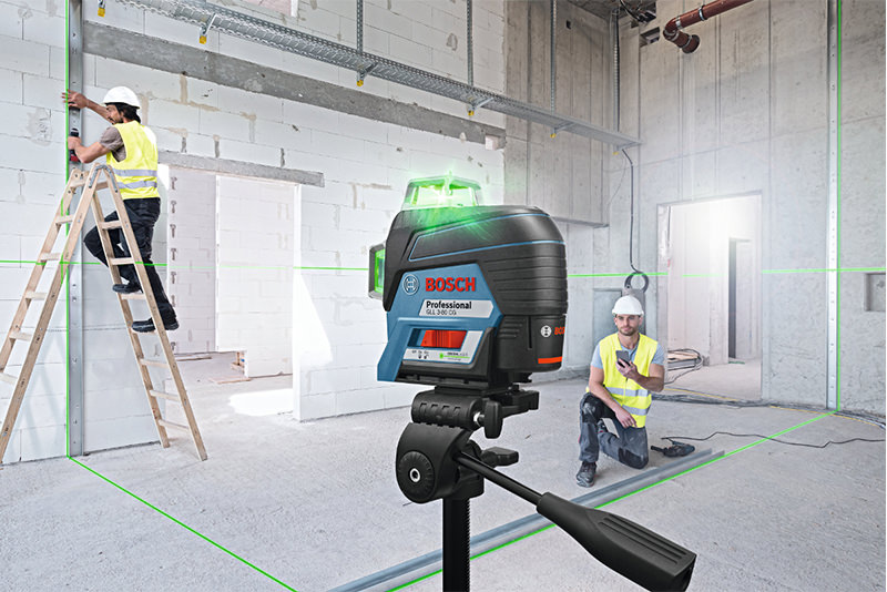 Thước đo laser Bosch GLL 3-80 CG trang bị tia laser xanh cho ánh sáng sắc nét.