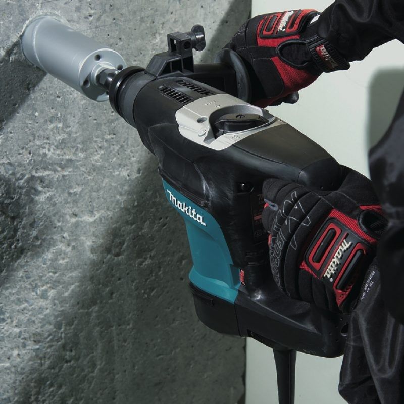 Máy khoan đa năng Makita HR3200C chắc chắn, tiện lợi