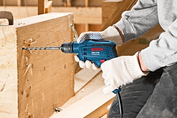 Máy khoan gỗ mini là lựa chọn lý tưởng cho những ai cần thiết bị nhỏ gọn