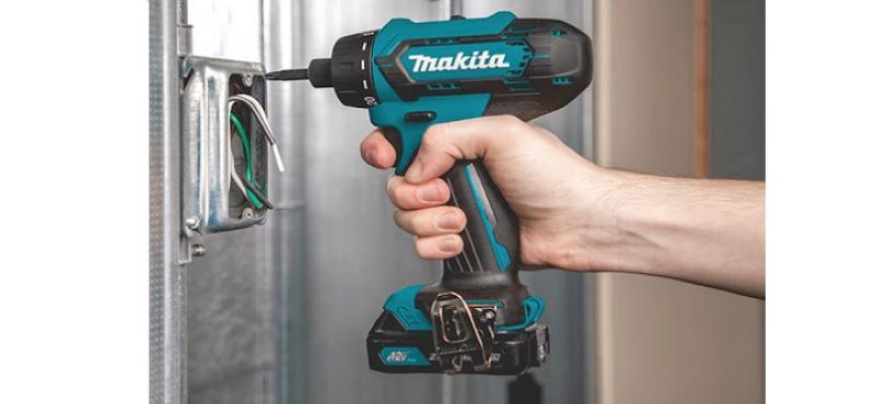 Makita DF033DSYE khoan bền bỉ, mạnh mẽ