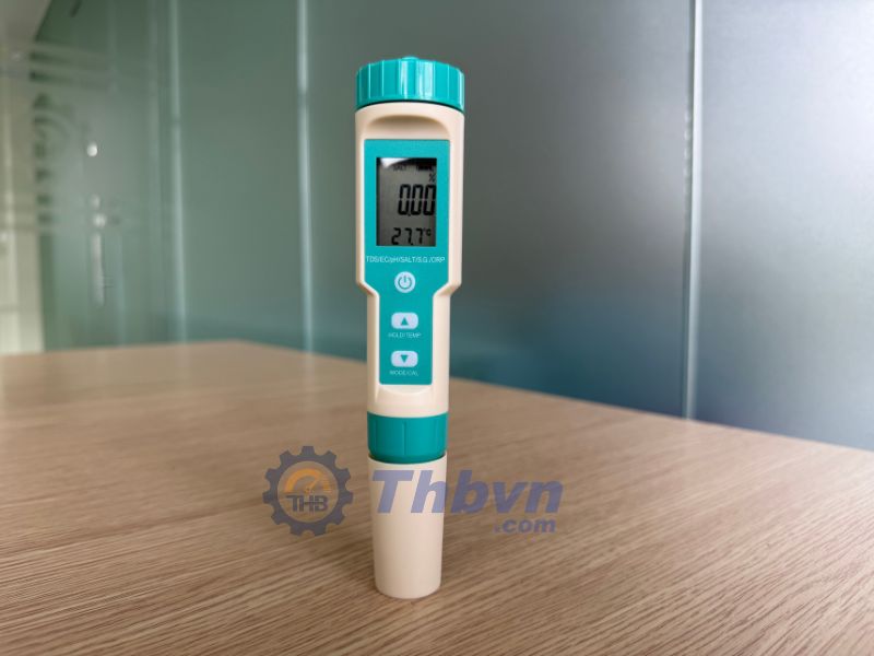 Bút có thiết kế nhỏ gọn, dễ mang theo
