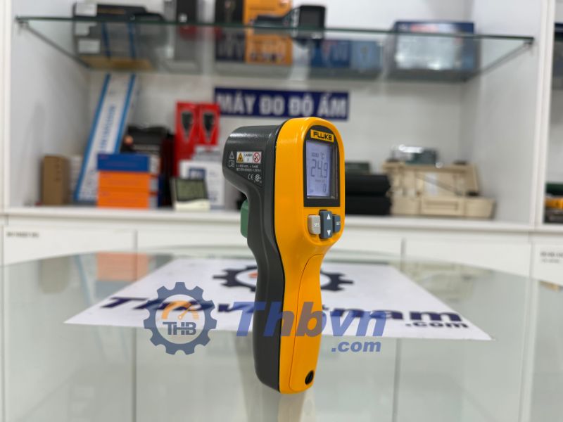 Fluke 59 Max với thiết kế nhỏ gọn