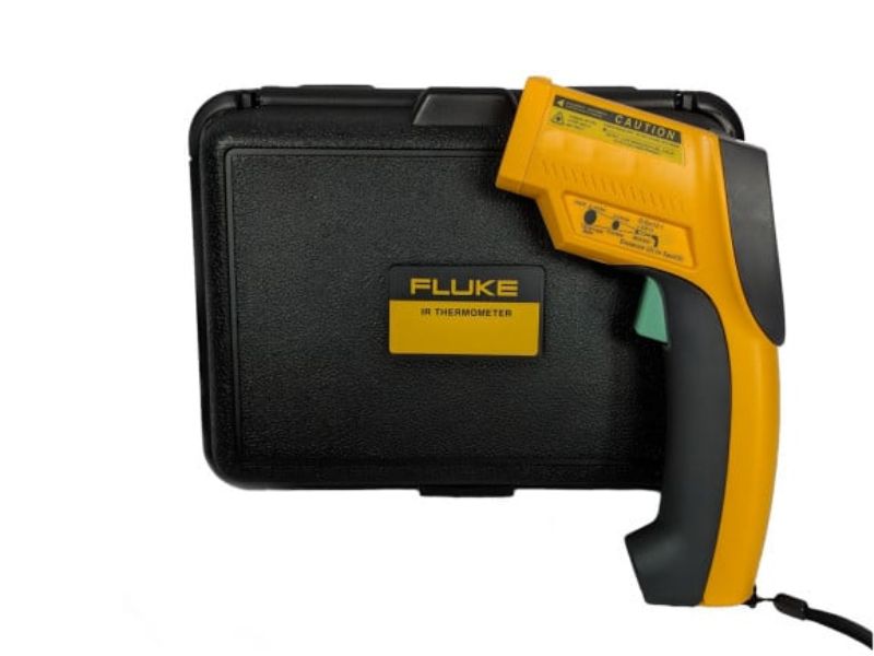 Máy đo nhiệt hồng ngoại Fluke 63 với thiết kế nhỏ gọn, dễ cầm