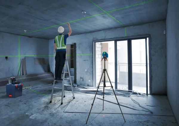 Máy cân bằng laser Bosch GLL 50-15 XG dùng được với chân quay