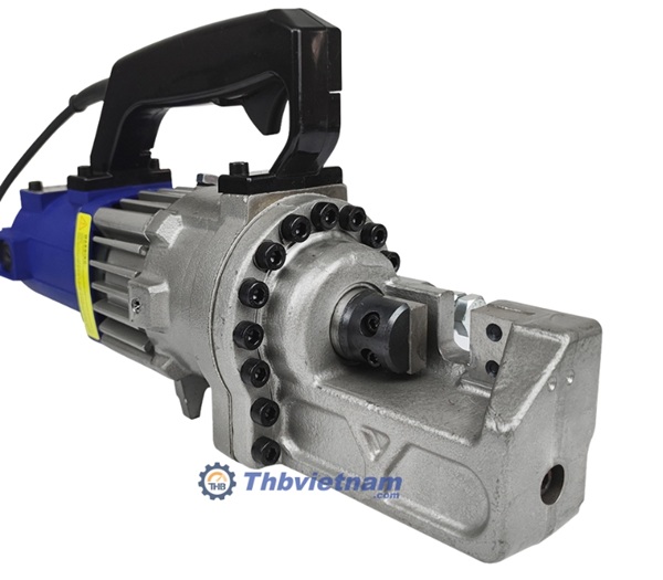 Đầu máy và lưỡi cứng dễ dàng cắt thanh sắt