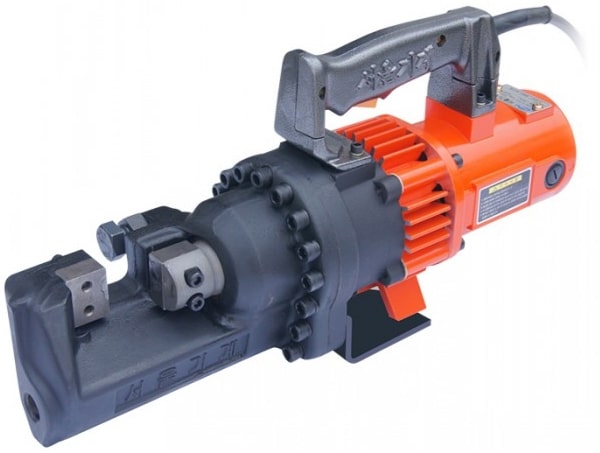 Máy cắt sắt thủy lực Seoul Handy-32C dùng phổ biến trong xây dựng