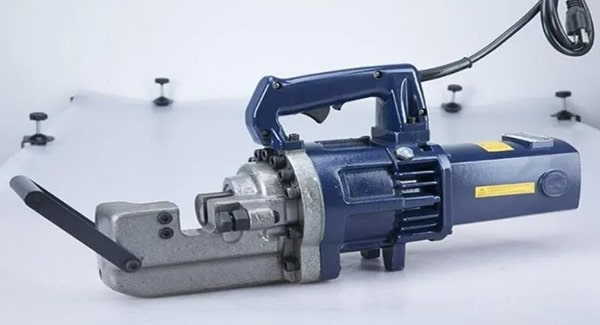 Máy cắt sắt thủy lực RC-16 phù hợp cho thợ xây dựng