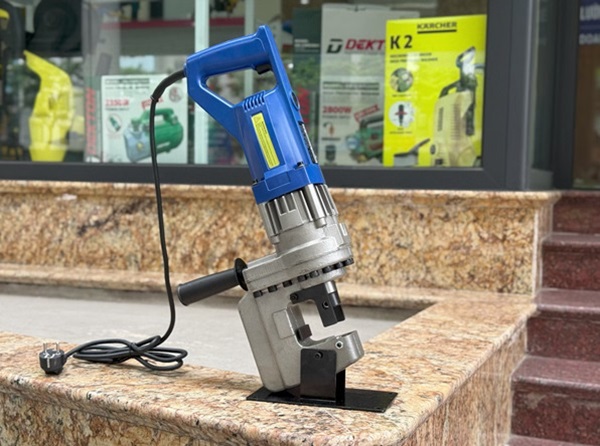 Thiết kế máy đột lỗ thủy lực MHP-20 chắc chắn