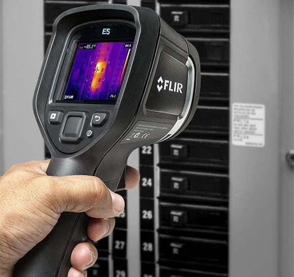 Máy đo nhiệt độ bề mặt Flir E5