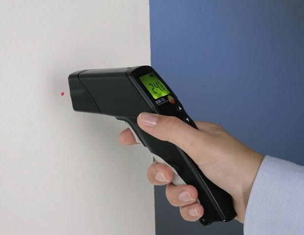 Máy đo nhiệt độ Testo model 830-T2
