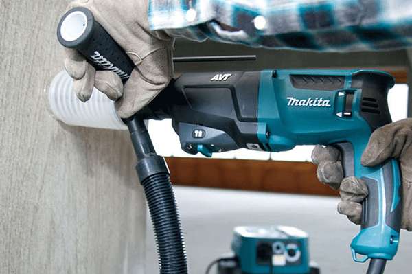 Máy khoan Makita sản xuất tại Trung Quốc