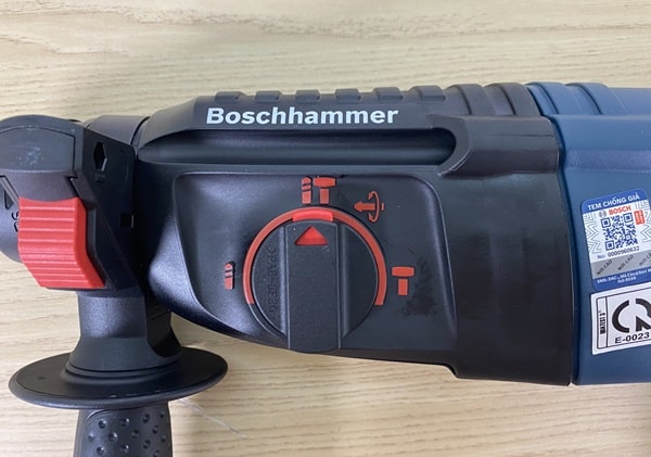 Máy khoan bê tông 3 chức năng Bosch GBH 2-26 DRE