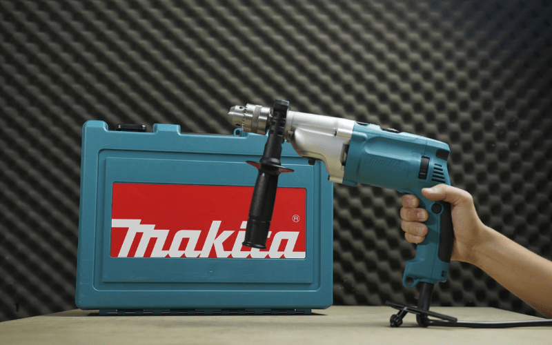 Máy khoan 2 tốc độ Makita HP2070