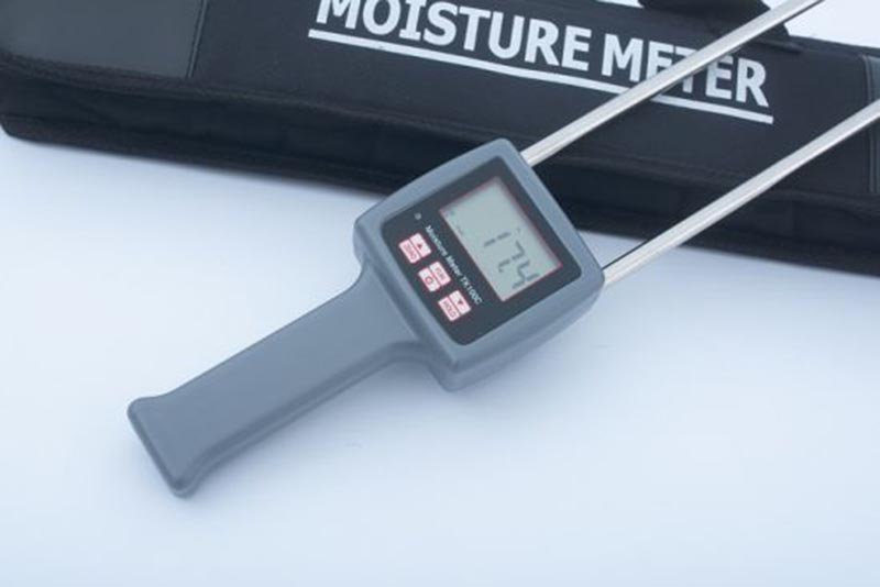 Máy đo độ ẩm giấy TK100M có thiết kế nhỏ gọn