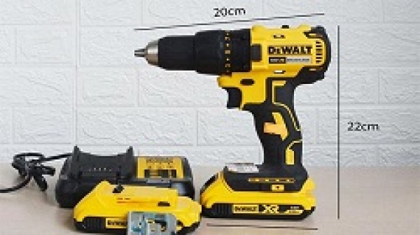 Nên mua máy khoan pin Dewalt hay Bosch?