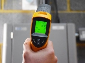 Có nên mua súng bắn nhiệt độ fluke 561 không?