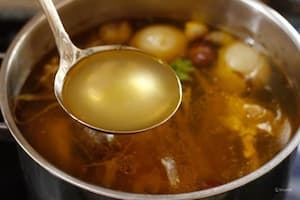 Tư vấn chọn máy đo độ mặn nước phở chuẩn xác, dễ dùng