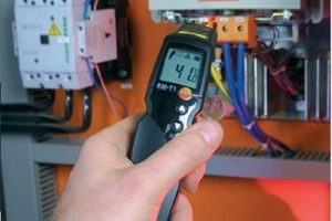 Đánh giá súng đo nhiệt độ Testo 830-T1 có đáng mua không?