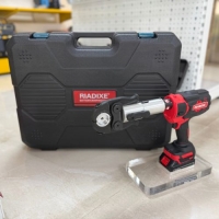 Máy ép cos và cắt cáp thủy lực dùng pin CD-300C-2