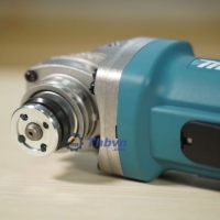 Makita 9556HP đạt công suất 840W