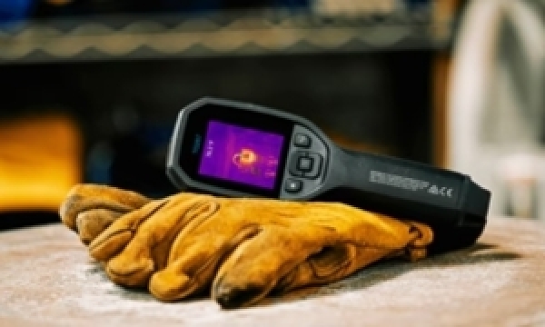 Đánh giá camera chụp ảnh nhiệt FLIR TG165-X: Tiện dụng, đo chính xác