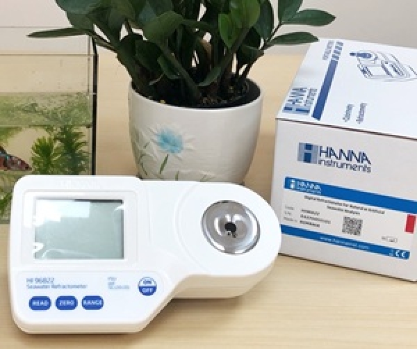 Đánh giá khúc xạ kế đo độ mặn Hanna HI96822 có tốt không?