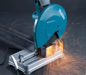 Mua máy cắt sắt Trung Quốc có tốt không?