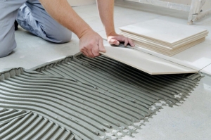 Cách lát gạch nền nhà đẹp đúng kỹ thuật, bền chắc theo thời gian